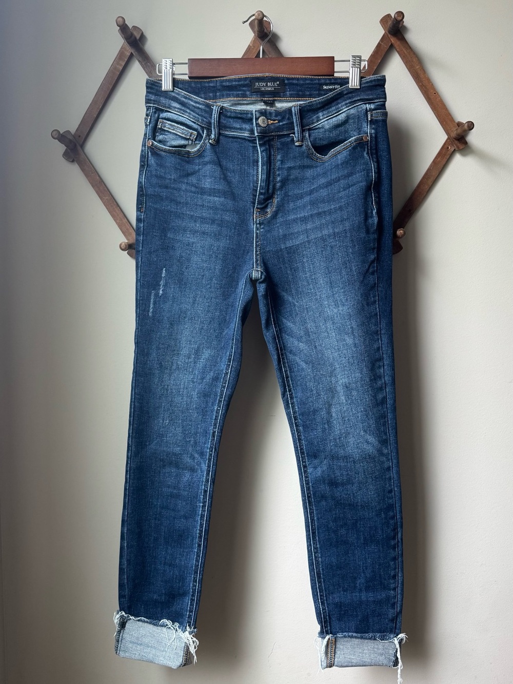 Judy Blue Mid-Rise Skinny Fit Raw Hem Jeans Women’s Size 9/29